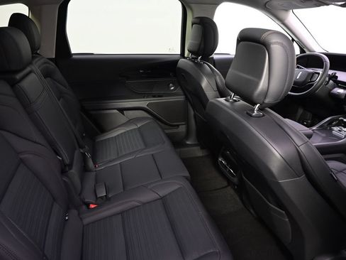 New 2026 Lincoln Nautilus Reserve AWD/4WD image 18