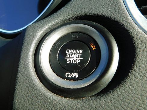 Used 2019 Dodge Durango Citadel w/ Technology Group AWD/4WD image 21