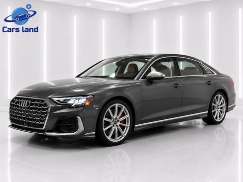 Used 2023 Audi S8 w/ S8 Comfort Plus Package AWD/4WD image 3
