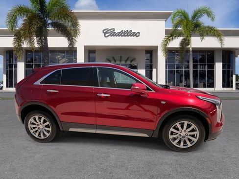 Certified 2023 Cadillac XT4 Premium Luxury FWD image 16