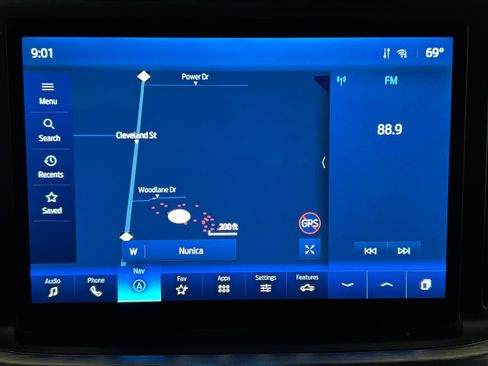 Used 2021 Ford F150 Lariat w/ Equipment Group 502A High image 6