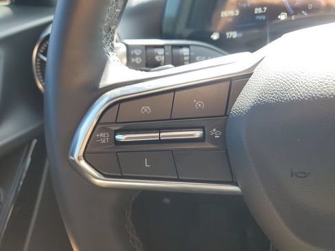 Used 2025 Chevrolet Equinox LT w/ Safety and Technology Package FWD image 20