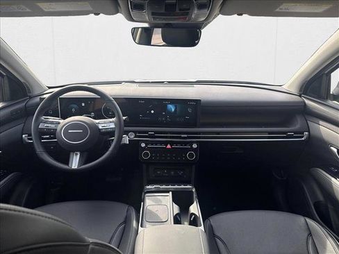New 2025 Hyundai Tucson Limited image 15