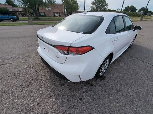 Certified 2024 Toyota Corolla LE FWD image 5