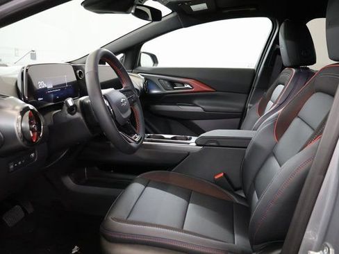 New 2026 Chevrolet Equinox EV RS image 11