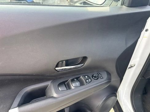 Used 2023 Nissan Kicks SV FWD image 26