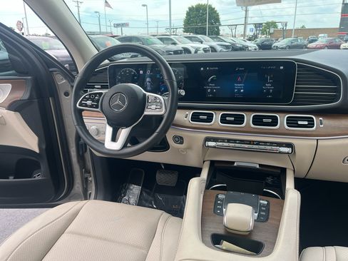 Used 2022 Mercedes-Benz GLE 350 w/ AMG Line Exterior image 46