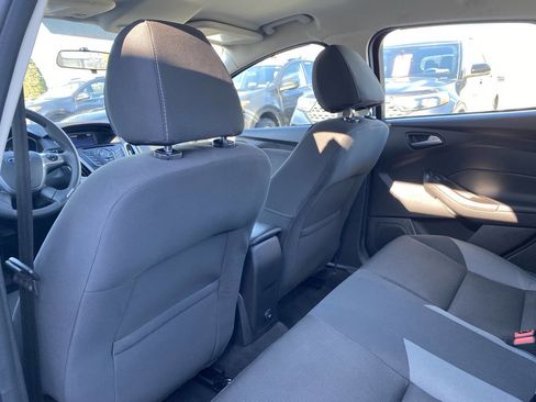 Used 2014 Ford Focus SE image 14