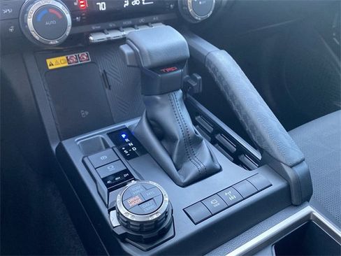 New 2025 Toyota 4Runner TRD Off-Road Premium image 24