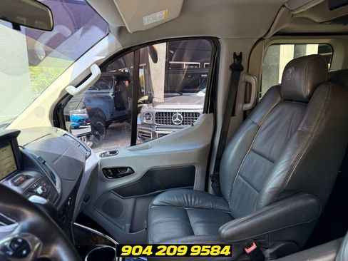 Used 2017 Ford Transit 150 148 Low Roof w/ Exterior Upgrade Package RWD image 22