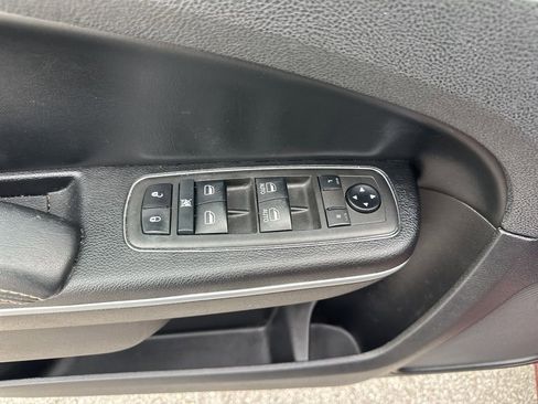 Used 2021 Chrysler 300 S w/ S Model Appearance Package image 16