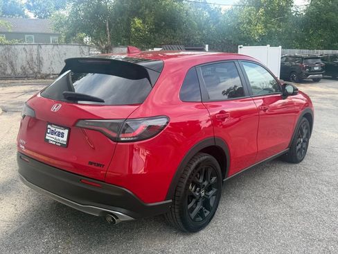 Used 2024 Honda HR-V Sport image 7