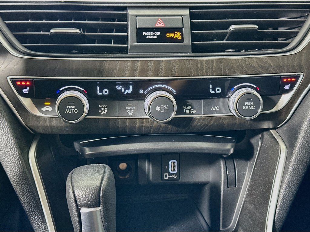 Used 2018 Honda Accord EX image 15