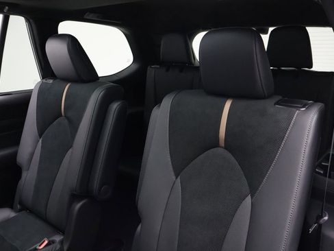 Certified 2026 Toyota Grand Highlander AWD Hybrid image 18