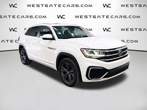 Used 2022 Volkswagen Atlas Cross Sport SEL R-Line image 2