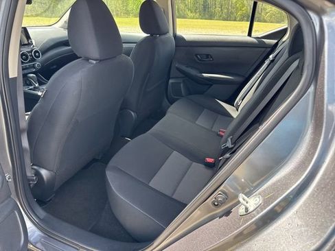 Used 2025 Nissan Sentra SV image 9
