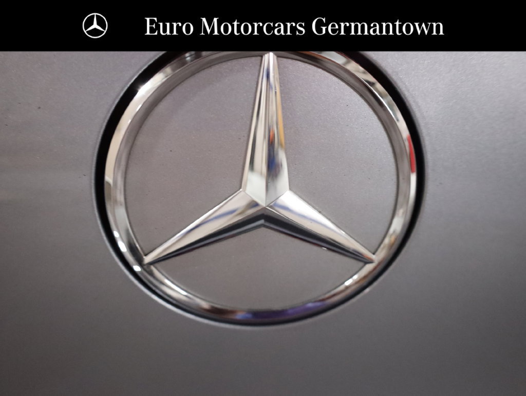 Used 2024 Mercedes-Benz EQB 300 4MATIC image 54