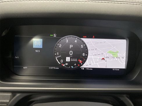 Used 2024 Land Rover Defender 110 X-Dynamic SE image 14