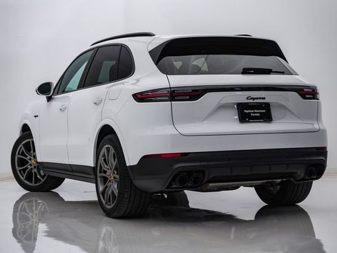Used 2020 Porsche Cayenne E-Hybrid AWD/4WD image 3