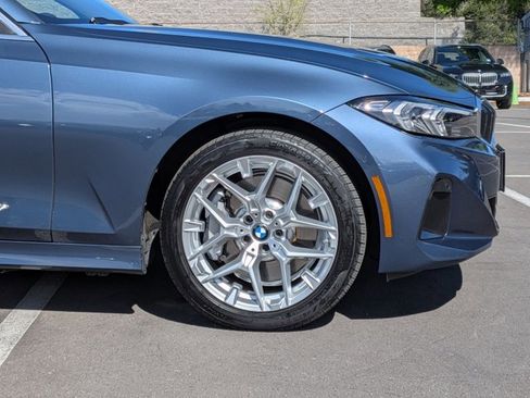 Used 2025 BMW 330i xDrive Sedan w/ Premium Package image 23