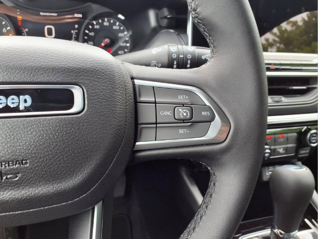 New 2026 Jeep Compass Latitude AWD/4WD image 24