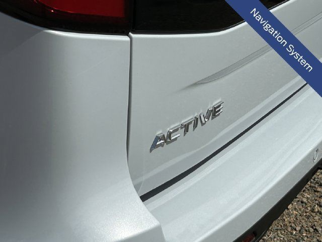 Used 2025 Ford Expedition Active AWD/4WD image 8