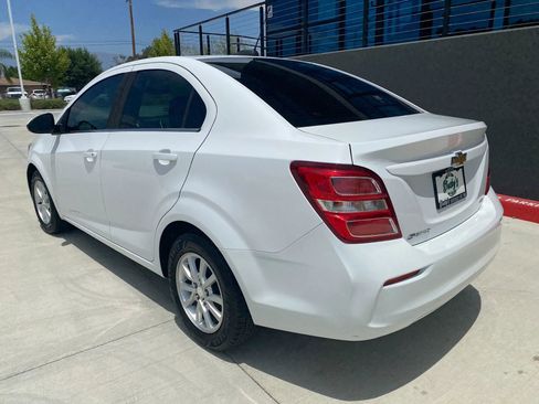 Used 2017 Chevrolet Sonic LT FWD image 4