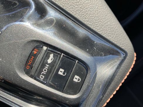 Used 2025 Honda CR-V Sport image 38