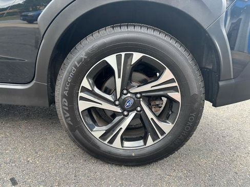 Used 2024 Subaru Crosstrek 2.0i Premium AWD/4WD image 4