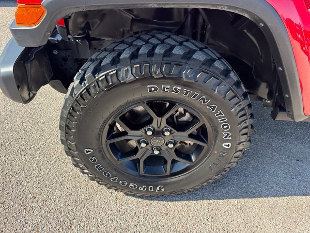 Used 2024 Jeep Gladiator Sport AWD/4WD image 9
