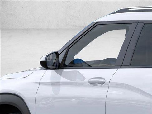 New 2026 Chevrolet TrailBlazer LT w/ Driver Confidence Package image 12