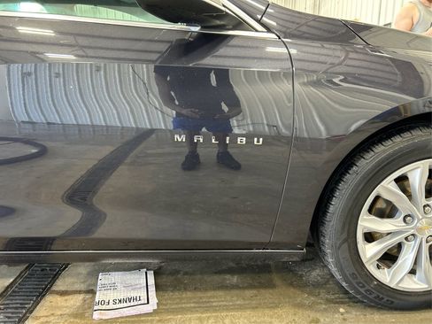 Used 2023 Chevrolet Malibu LT FWD image 23