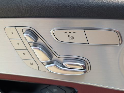 Used 2019 Mercedes-Benz GLC 300 4MATIC Coupe image 20