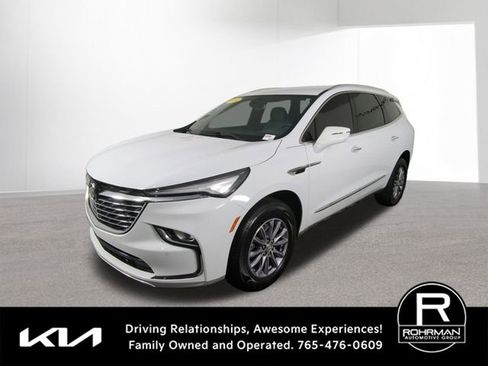 Used 2024 Buick Enclave Essence w/ LPO, Floor Liner Package image 11