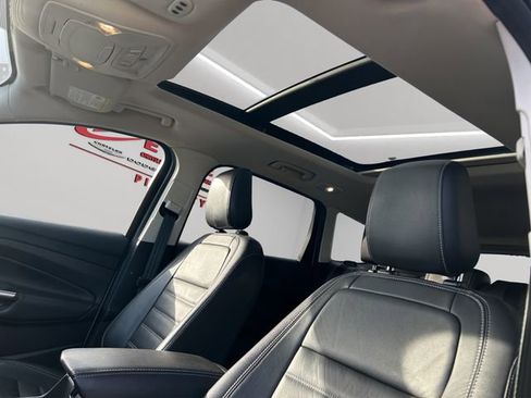 Used 2018 Ford Escape Titanium image 26