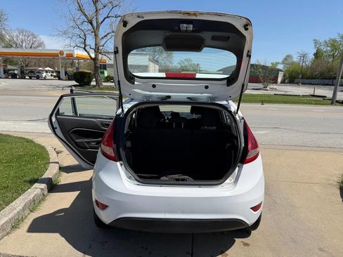 Used 2012 Ford Fiesta SE image 12