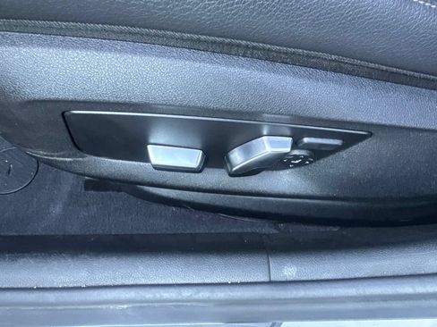 Used 2019 BMW 530i xDrive w/ Convenience Package AWD/4WD image 31