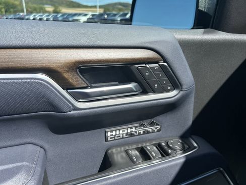 New 2026 Chevrolet Silverado 1500 High Country w/ Technology Package image 24