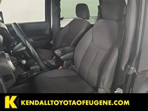 Used 2015 Jeep Wrangler Sport image 19