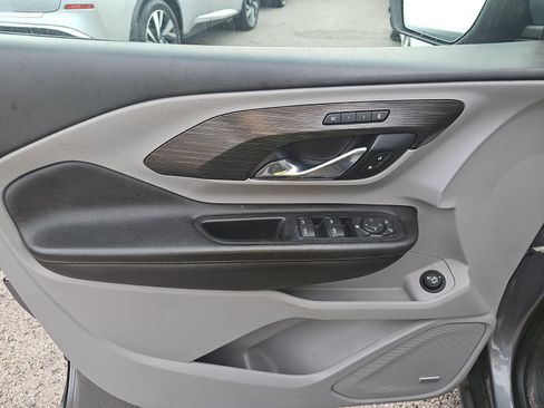 Used 2020 GMC Terrain SLT w/ Preferred Package image 10