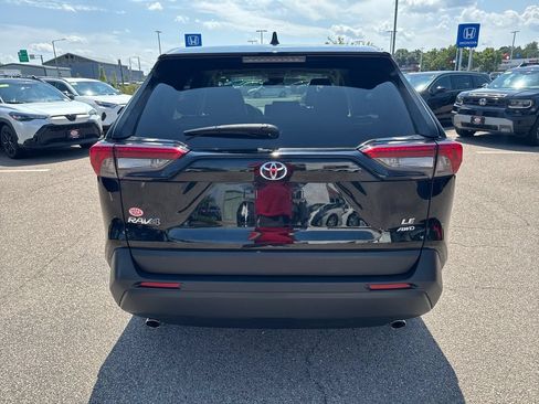 Used 2023 Toyota RAV4 LE AWD/4WD image 6