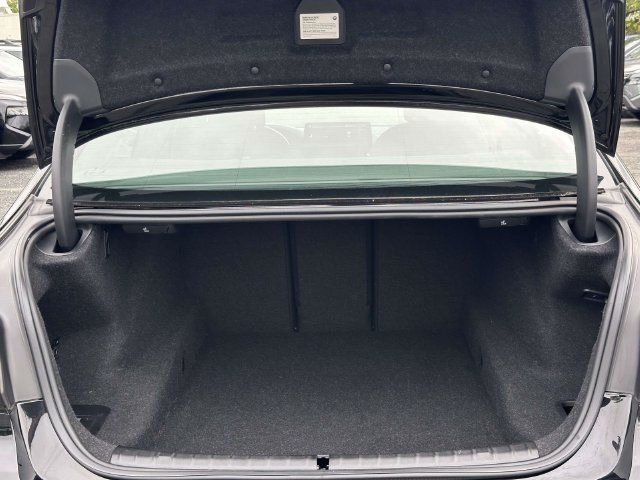 Used 2023 BMW 530i xDrive w/ Convenience Package AWD/4WD image 11