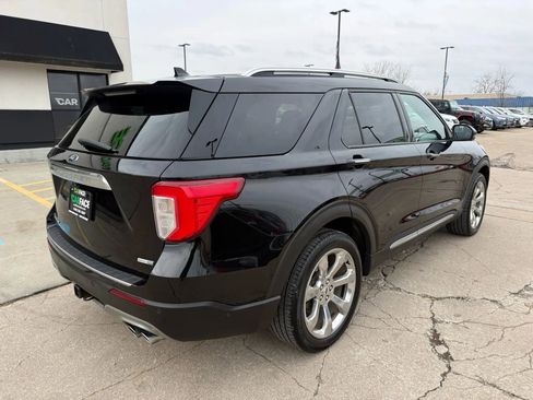 Used 2020 Ford Explorer Platinum w/ Premium Technology Package image 15