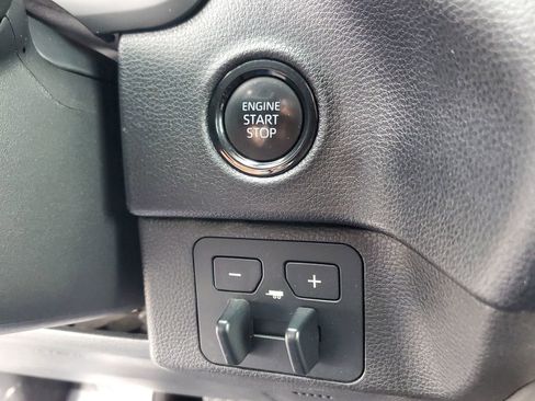 Used 2025 Toyota Tundra SR5 AWD/4WD image 31