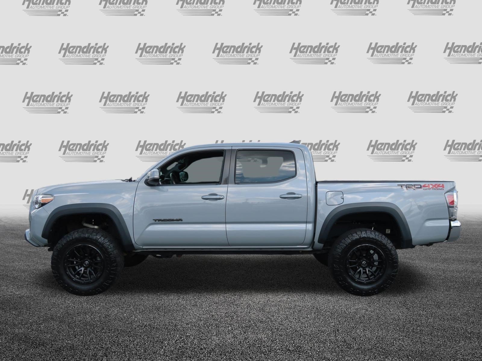Used 2021 Toyota Tacoma TRD Off-Road AWD/4WD image 7
