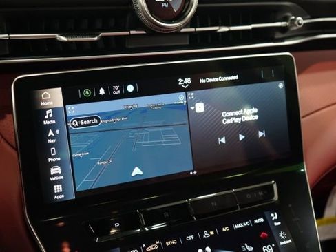 Used 2025 Maserati Grecale Modena image 23