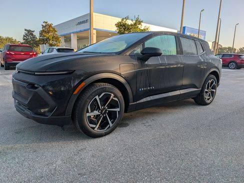 New 2026 Chevrolet Equinox EV LT image 3