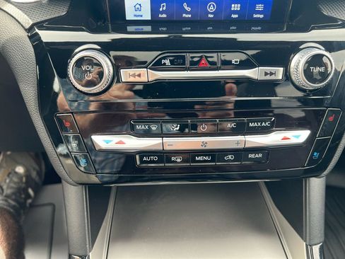 Used 2021 Ford Explorer ST w/ Equipment Group 401A AWD/4WD image 25