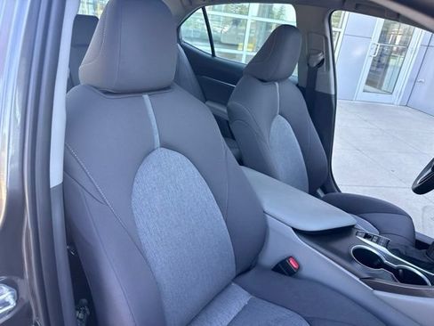 Used 2021 Toyota Camry LE w/ Audio Upgrade Package FWD image 27