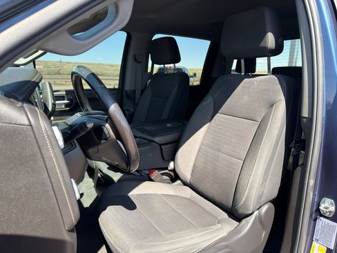 Used 2022 GMC Sierra 2500 SLE w/ SLE Convenience Package AWD/4WD image 2
